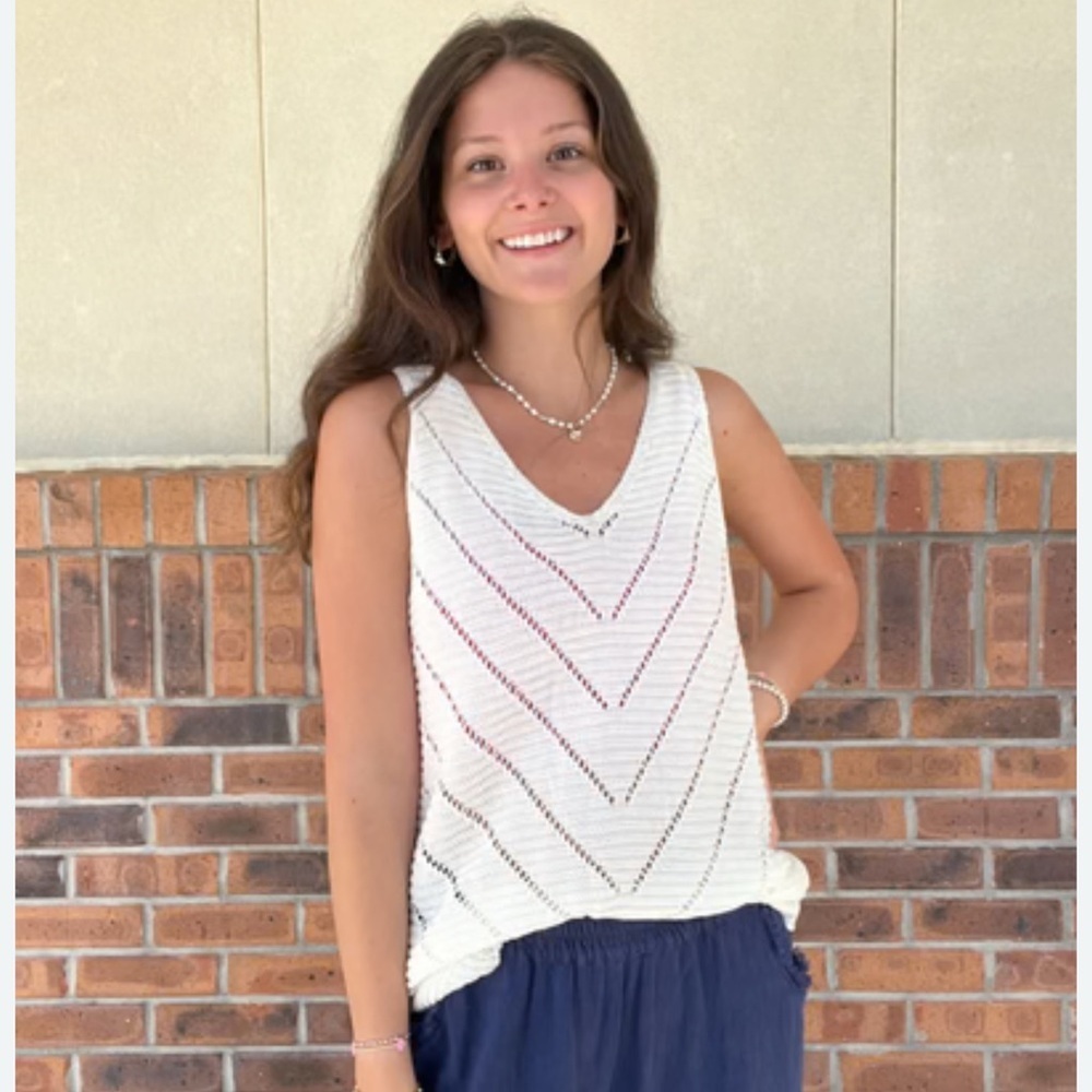 Umgee‎ White Chevron Knit Camisole - Picture 2 of 5